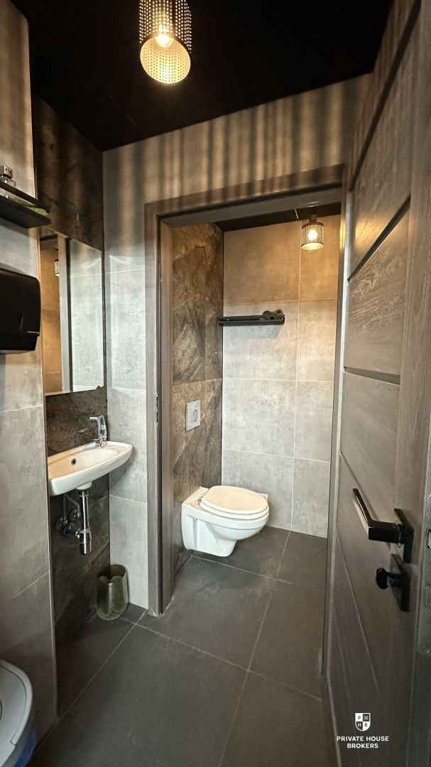 Open space premises with an area of ​​97.4 m2, Daszyńskiego/ Grzegórzecka Street - Комерційне приміщення - Оренда - Kraków, Śródmieście / Grzegórzki