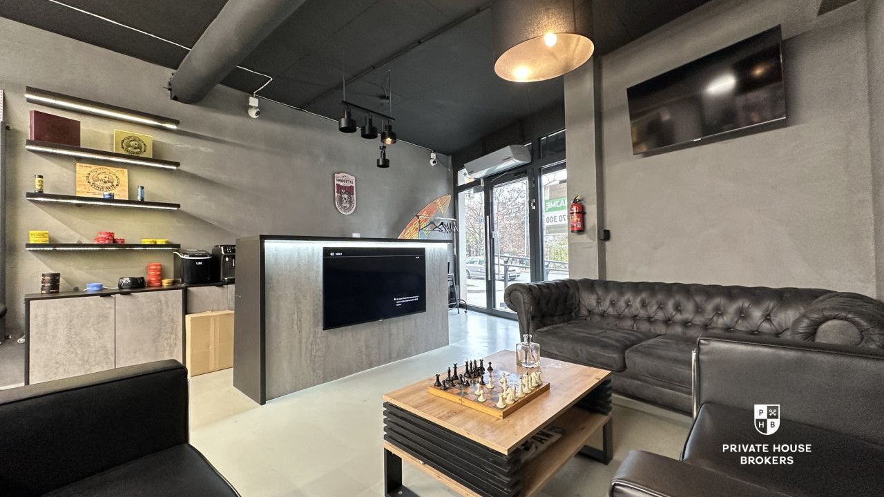 Lokal z witryną o powierzchni 97.4 m2, ul. Daszyńskiego/ Grzegórzecka - Lokal użytkowy - Wynajem - Kraków, Śródmieście / Grzegórzki