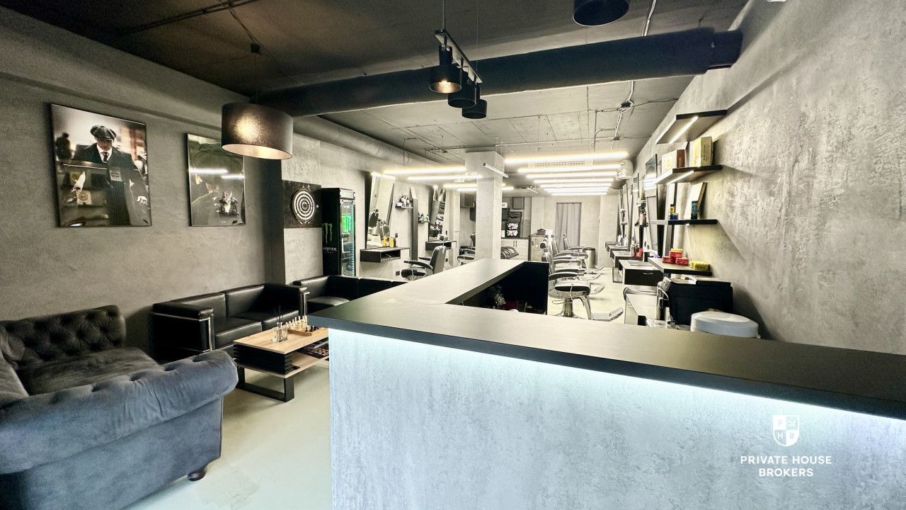 Lokal z witryną o powierzchni 97.4 m2, ul. Daszyńskiego/ Grzegórzecka - Lokal użytkowy - Wynajem - Kraków, Śródmieście / Grzegórzki