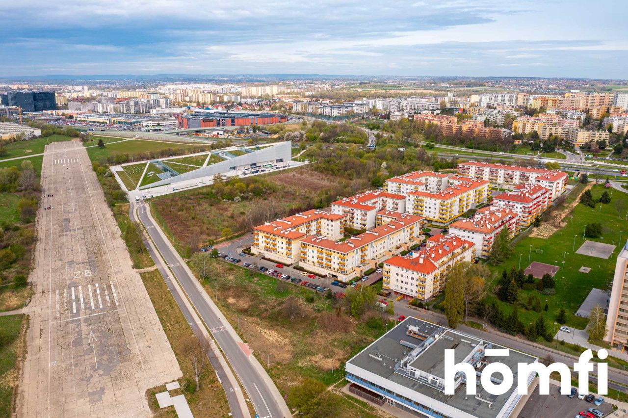 3-Room Apartment with Open Kitchen and Spacious Living Room | Czyżyny | Osiedle Akademickie - Apartment - Sale - Kraków, Nowa Huta / Czyżyny