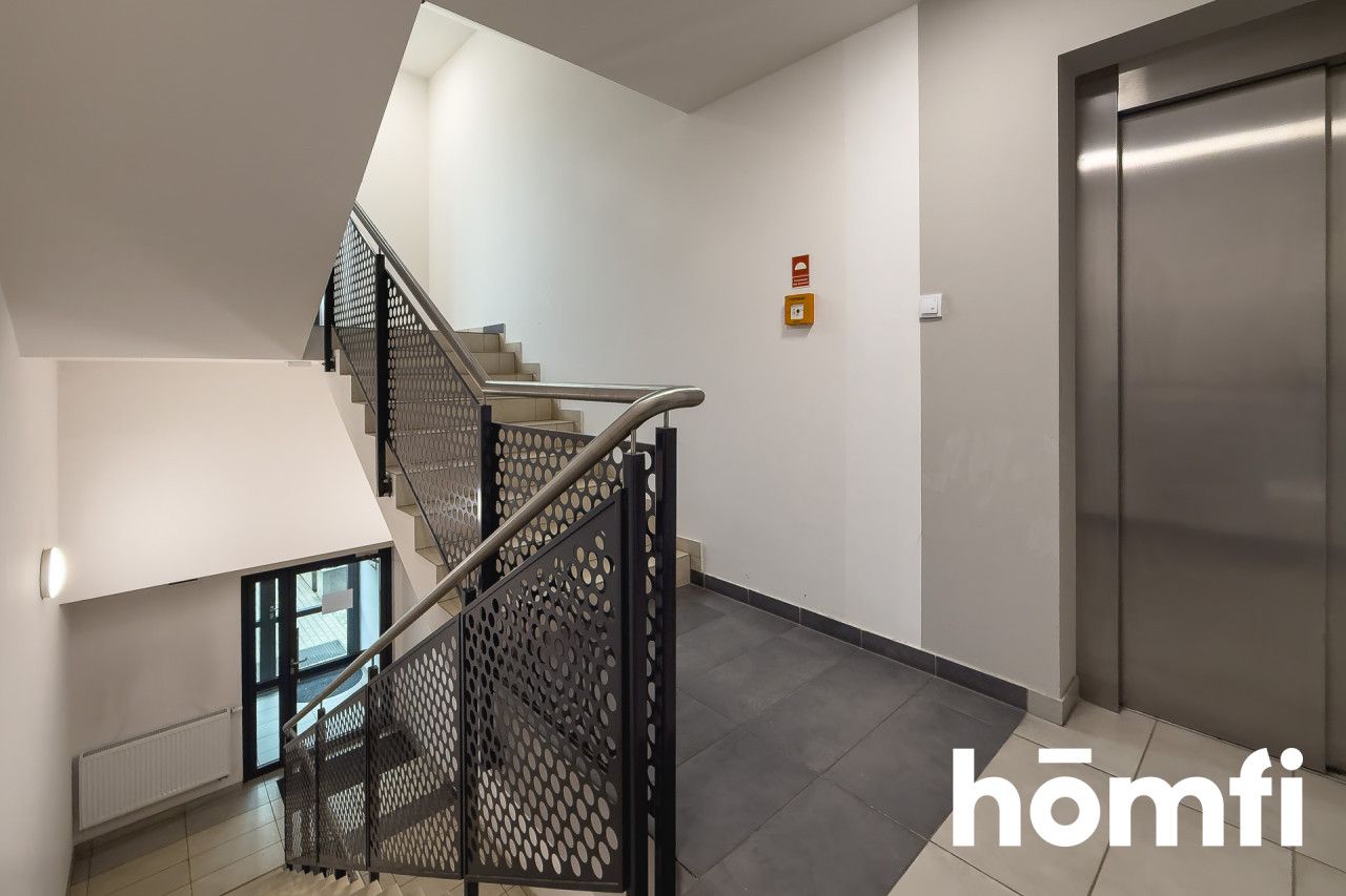 Gotowe do zamieszkania od zaraz! 3 pokoje z garażem i świetną komunikacją - Mieszkanie - Sprzedaż - Kraków, Nowa Huta / Czyżyny