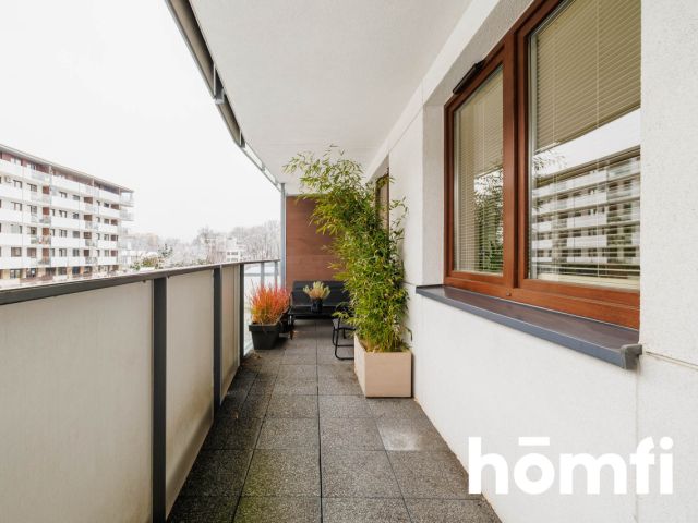 Gotowe do zamieszkania od zaraz! 3 pokoje z garażem i świetną komunikacją - Mieszkanie - Sprzedaż - Kraków, Nowa Huta / Czyżyny