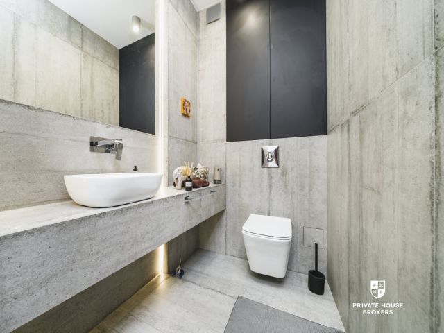 Funkcjonalne mieszkanie na trzech poziomach o powierzchni 117 m2 z wyjściem na prywatny ogród - Mieszkanie - Sprzedaż - Kraków, Podgórze / Swoszowice