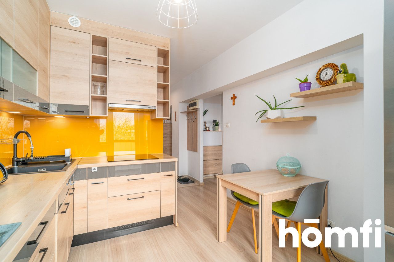 3-room apartment, Jana Pawła II Housing Estate, large balcony - Apartment - Sale - Nowy Sącz, Kaduk