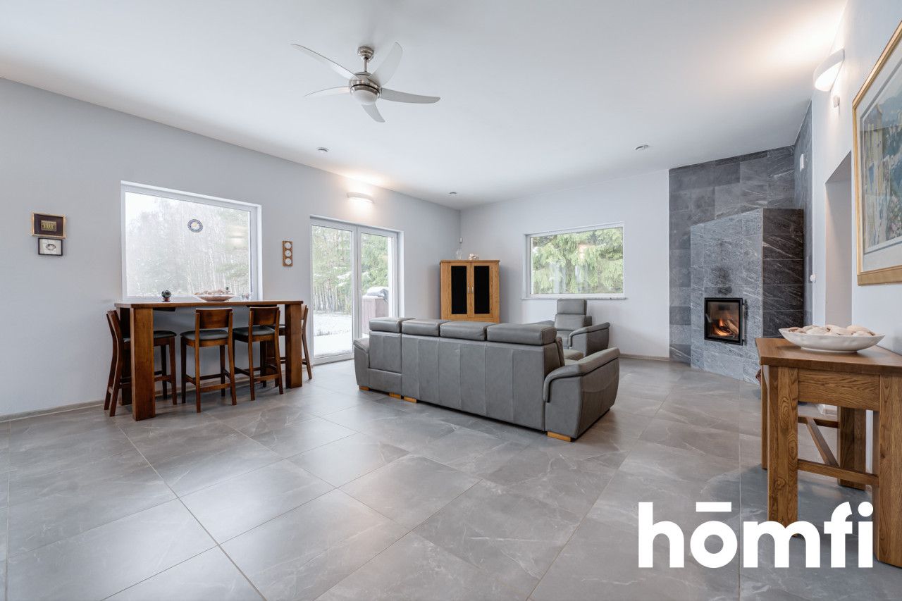 Exceptional Estate with Space for an Equestrian Center - Дім - Продаж - Przysuski, Wieniawa / Koryciska