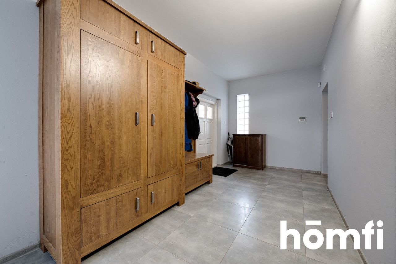 Exceptional Estate with Space for an Equestrian Center - Дім - Продаж - Przysuski, Wieniawa / Koryciska