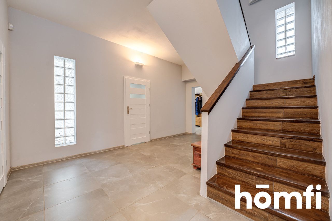 Exceptional Estate with Space for an Equestrian Center - Дім - Продаж - Przysuski, Wieniawa / Koryciska