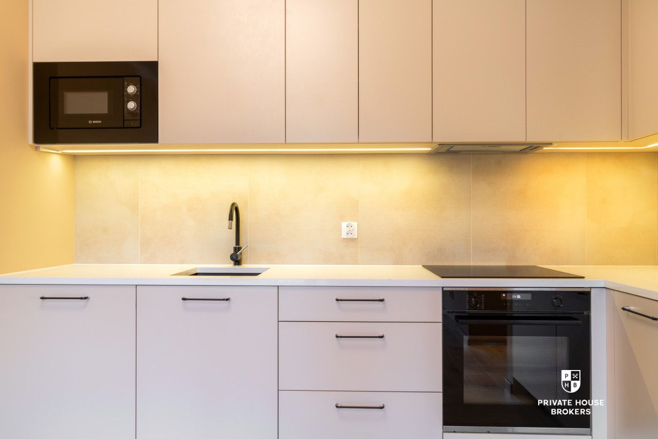 Apartment for sale in perfect location - Stanisława Lema street - 2 or 3 rooms - Apartment - Sale - Kraków, Nowa Huta / Czyżyny