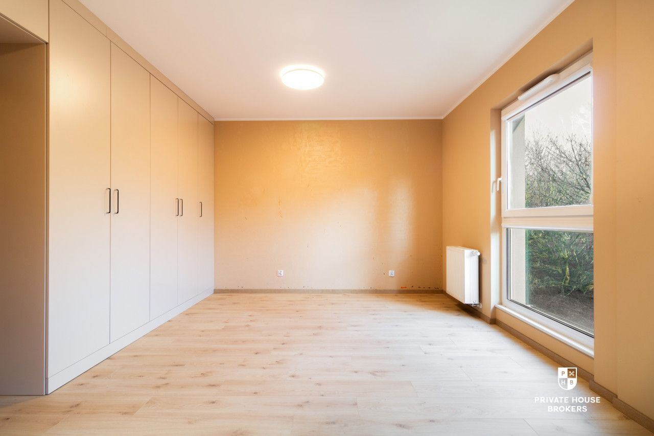 Apartment for sale in perfect location - Stanisława Lema street - 2 or 3 rooms - Apartment - Sale - Kraków, Nowa Huta / Czyżyny