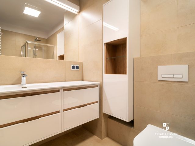 Mieszkanie na sprzedaż w doskonałej lokalizacji - Stanisława Lema - 2 lub 3 pokoje - Mieszkanie - Sprzedaż - Kraków, Nowa Huta / Czyżyny