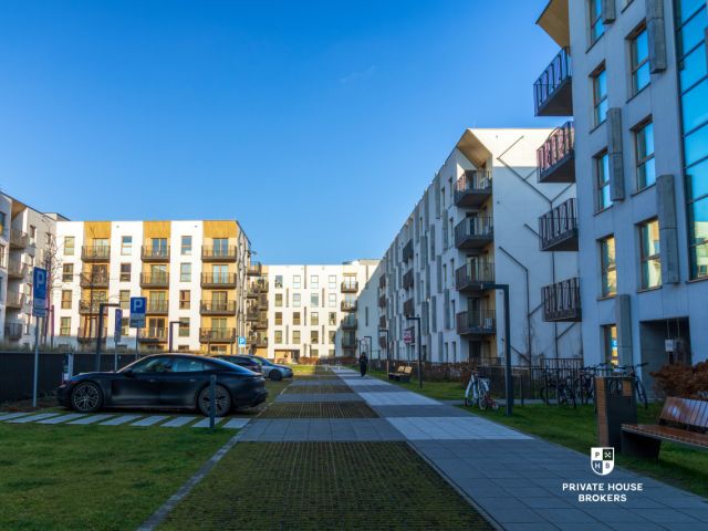 Mieszkanie na sprzedaż w doskonałej lokalizacji - Stanisława Lema - 2 lub 3 pokoje - Mieszkanie - Sprzedaż - Kraków, Nowa Huta / Czyżyny