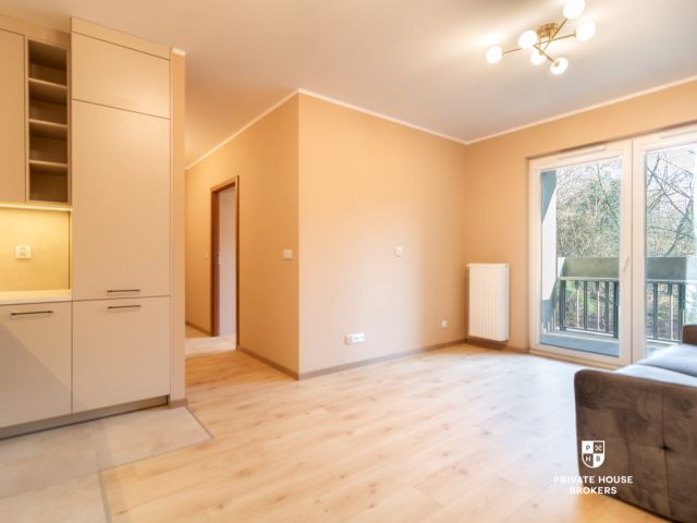 Mieszkanie na sprzedaż w doskonałej lokalizacji - Stanisława Lema - 2 lub 3 pokoje - Mieszkanie - Sprzedaż - Kraków, Nowa Huta / Czyżyny