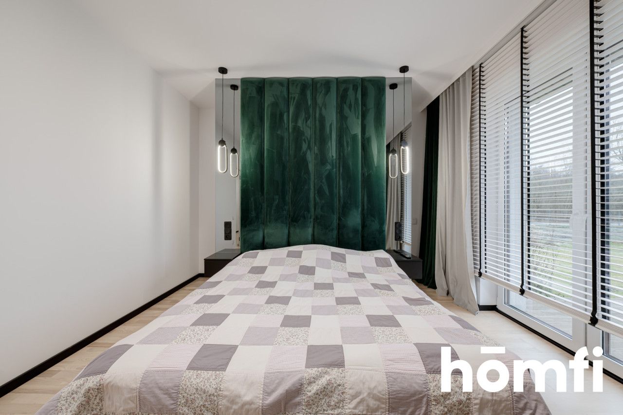 HOUSE WITH ITS OWN WATER 5100M2 OF PRIVATE SPACE - House - Sale - Radom, Długojów Górny