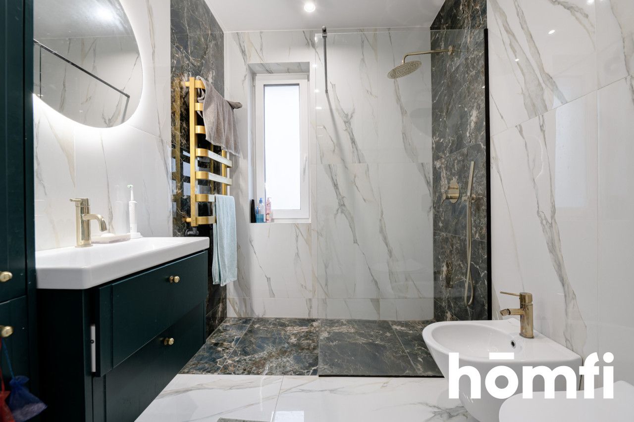 HOUSE WITH ITS OWN WATER 5100M2 OF PRIVATE SPACE - House - Sale - Radom, Długojów Górny