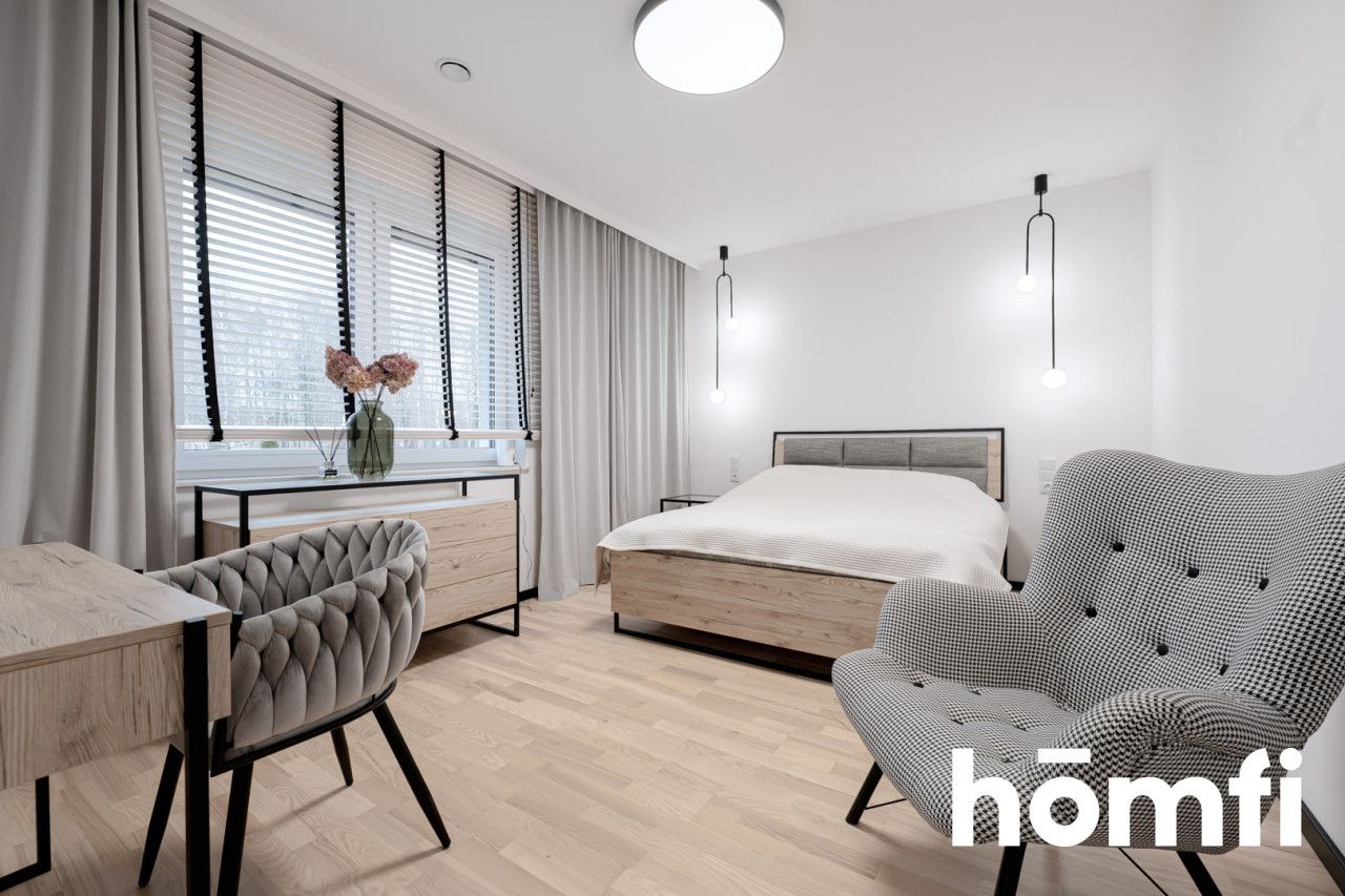 HOUSE WITH ITS OWN WATER 5100M2 OF PRIVATE SPACE - Дім - Продаж - Radom, Długojów Górny