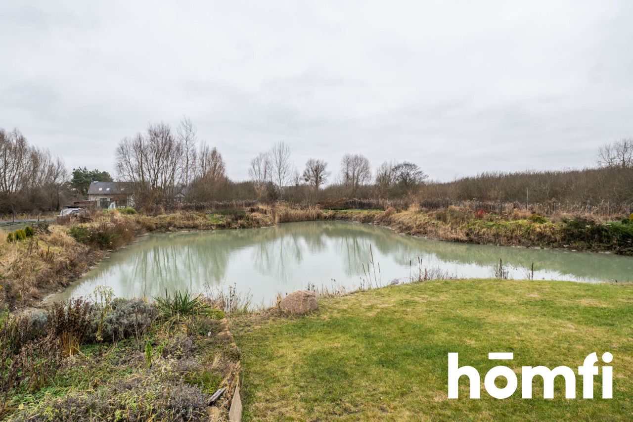 HOUSE WITH ITS OWN WATER 5100M2 OF PRIVATE SPACE - Дім - Продаж - Radom, Długojów Górny