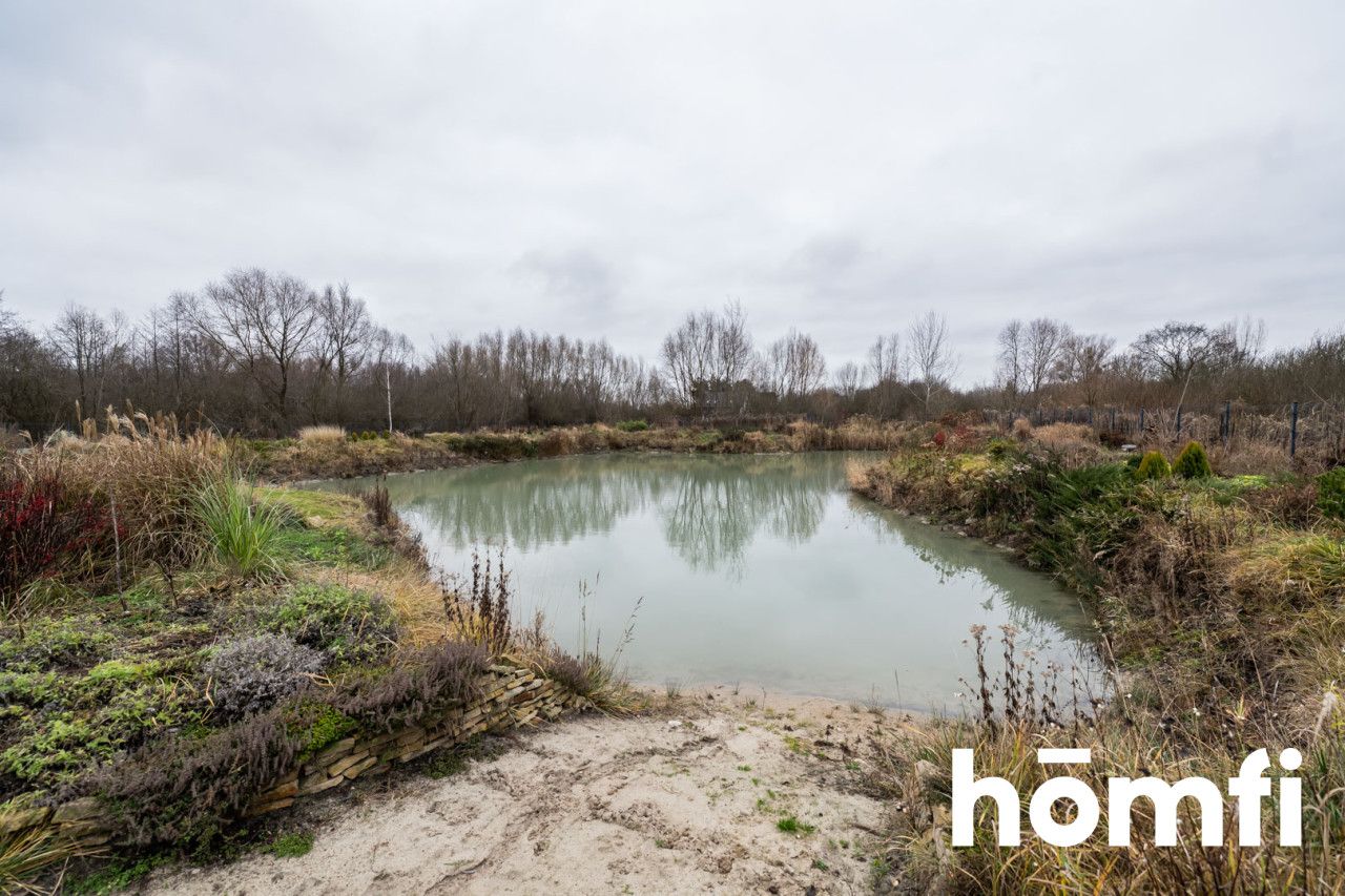 HOUSE WITH ITS OWN WATER 5100M2 OF PRIVATE SPACE - Дім - Продаж - Radom, Długojów Górny
