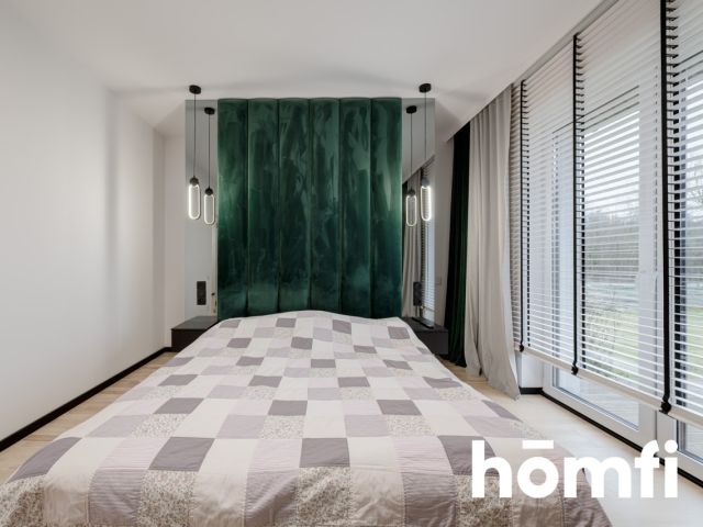 DOM Z WŁASNYM AKWENEM 5100M2 PRYWATNEJ PRZESTRZENI - Dom - Sprzedaż - Radom, Długojów Górny