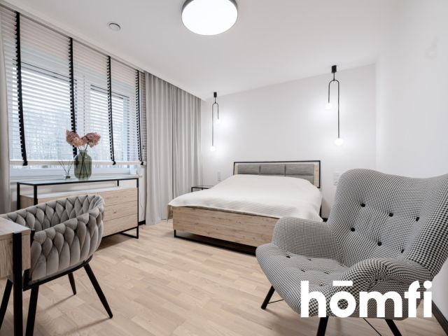 HOUSE WITH ITS OWN WATER 5100M2 OF PRIVATE SPACE - Дім - Продаж - Radom, Długojów Górny