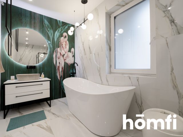 DOM Z WŁASNYM AKWENEM 5100M2 PRYWATNEJ PRZESTRZENI - Dom - Sprzedaż - Radom, Długojów Górny