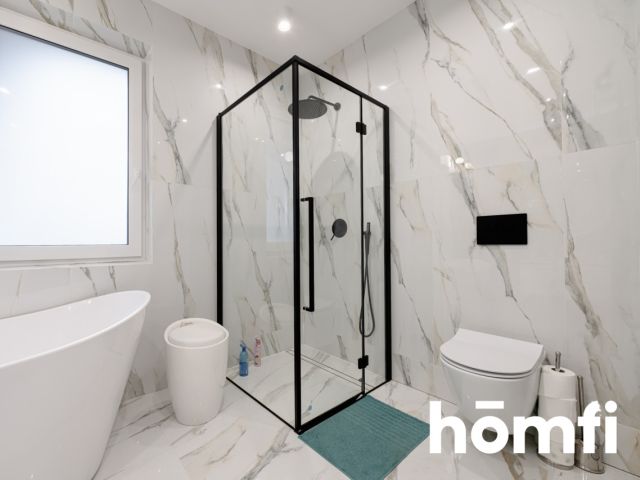 DOM Z WŁASNYM AKWENEM 5100M2 PRYWATNEJ PRZESTRZENI - Dom - Sprzedaż - Radom, Długojów Górny