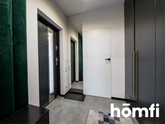 HOUSE WITH ITS OWN WATER 5100M2 OF PRIVATE SPACE - Дім - Продаж - Radom, Długojów Górny