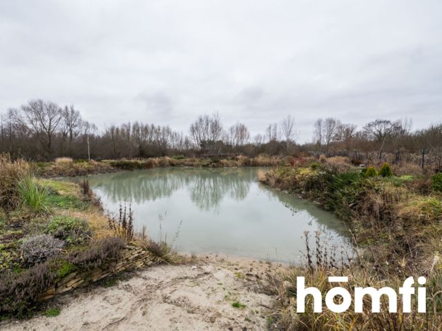 HOUSE WITH ITS OWN WATER 5100M2 OF PRIVATE SPACE - Дім - Продаж - Radom, Długojów Górny