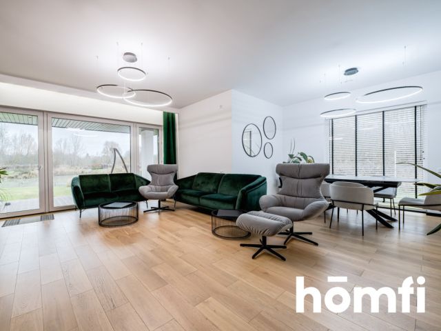 DOM Z WŁASNYM AKWENEM 5100M2 PRYWATNEJ PRZESTRZENI - Dom - Sprzedaż - Radom, Długojów Górny