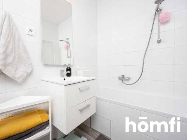 Sunny 2-room apartment | Avia - Квартира - Продаж - Kraków, Nowa Huta / Czyżyny