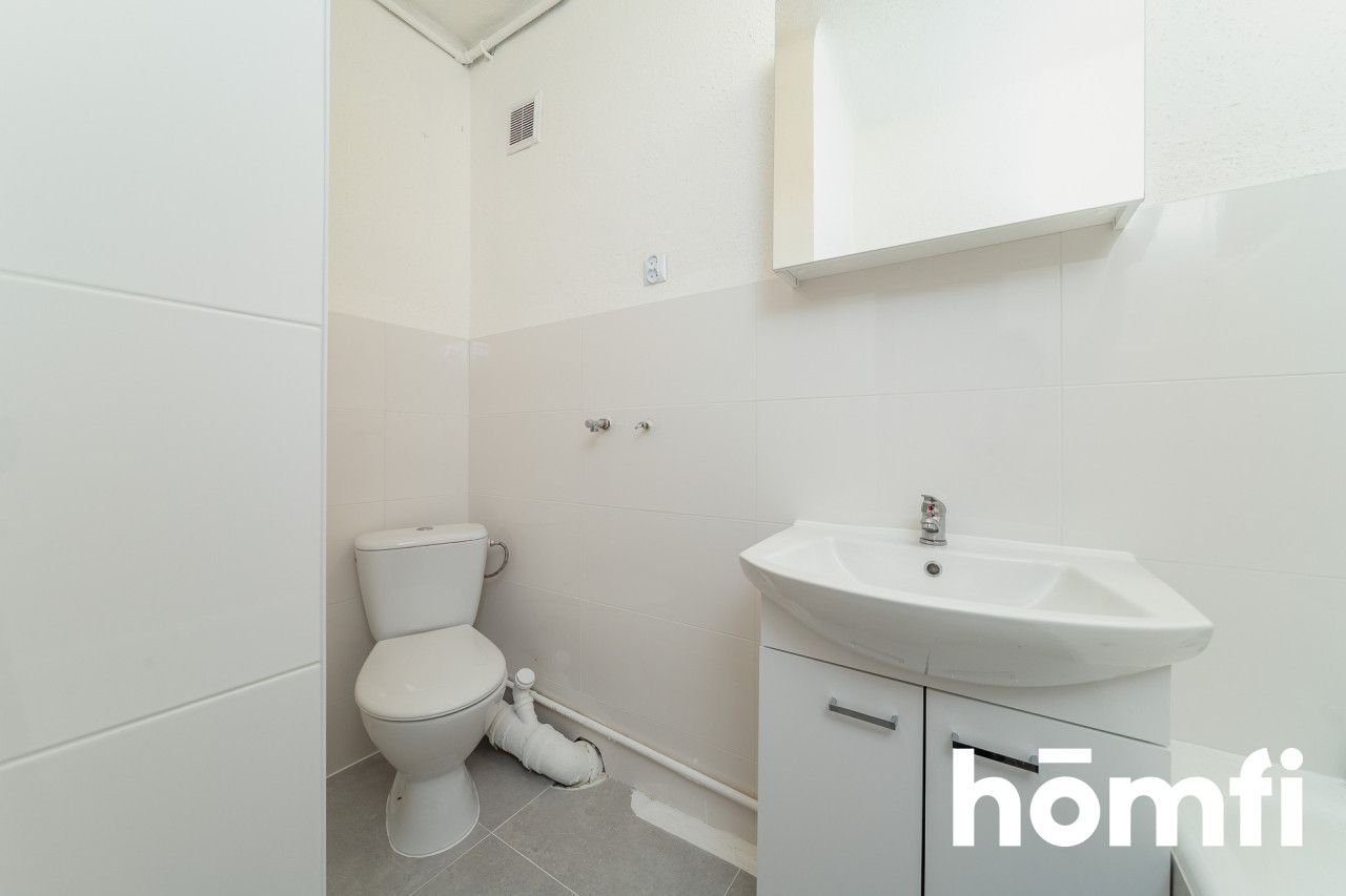 Do wynajęcia kawalerka z balkonem, ciche i zielone osiedle przy ul. Karolewskiej, blisko centrum - Mieszkanie - Wynajem - Łódź, Polesie