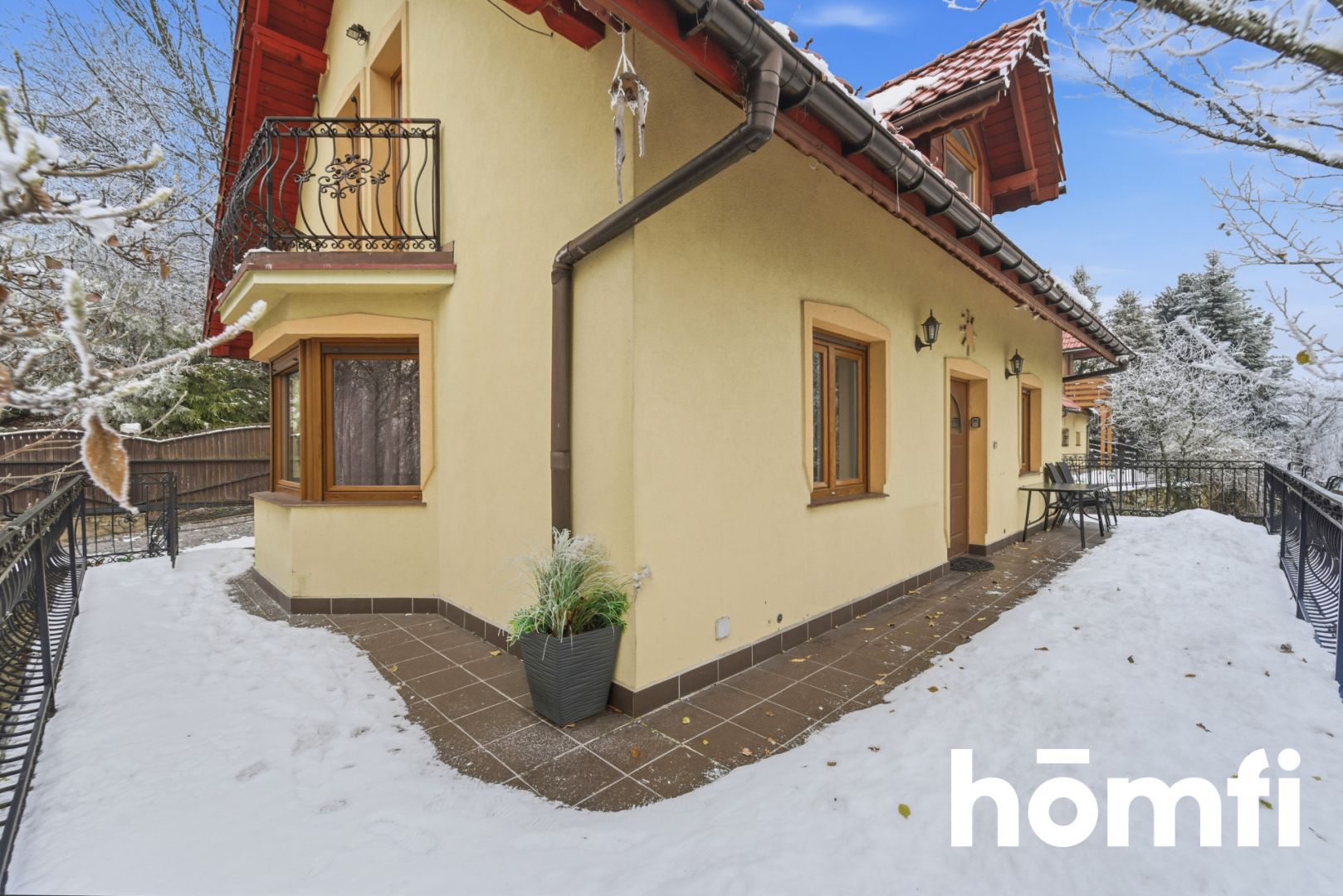 HOUSE BY THE LAKE - House - Sale - Żywiecki, Czernichów / Tresna