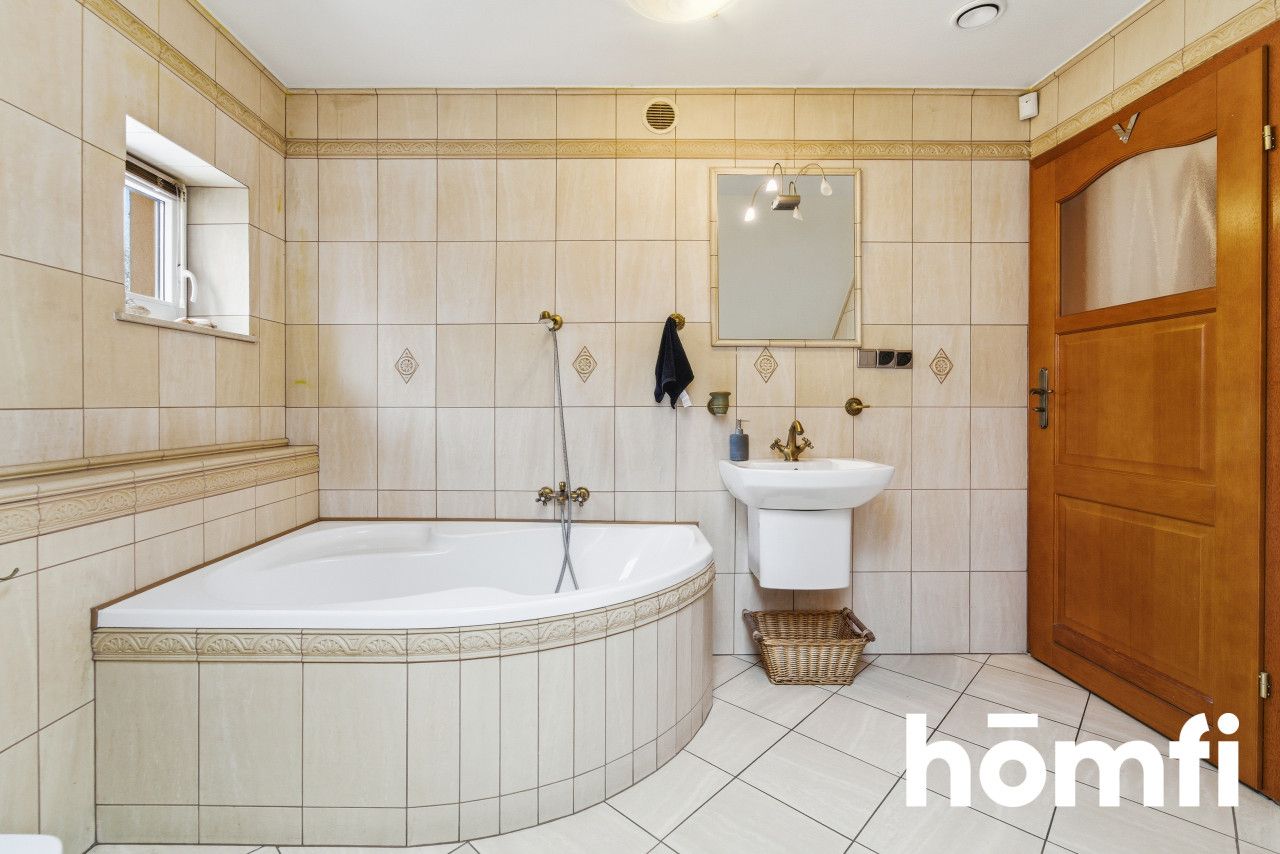 HOUSE BY THE LAKE - House - Sale - Żywiecki, Czernichów / Tresna