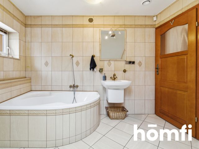 DOM NAD JEZIOREM - Dom - Sprzedaż - Żywiecki, Czernichów / Tresna