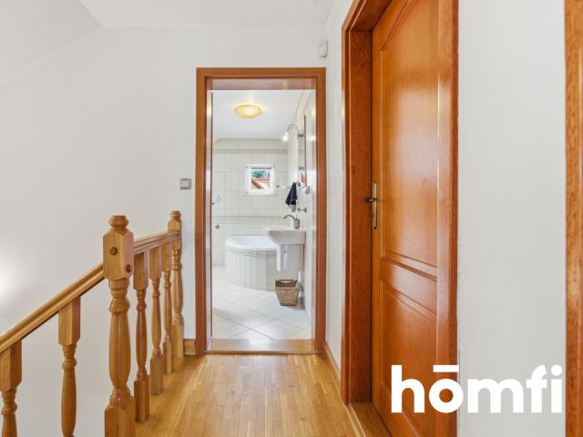 DOM NAD JEZIOREM - Dom - Sprzedaż - Żywiecki, Czernichów / Tresna