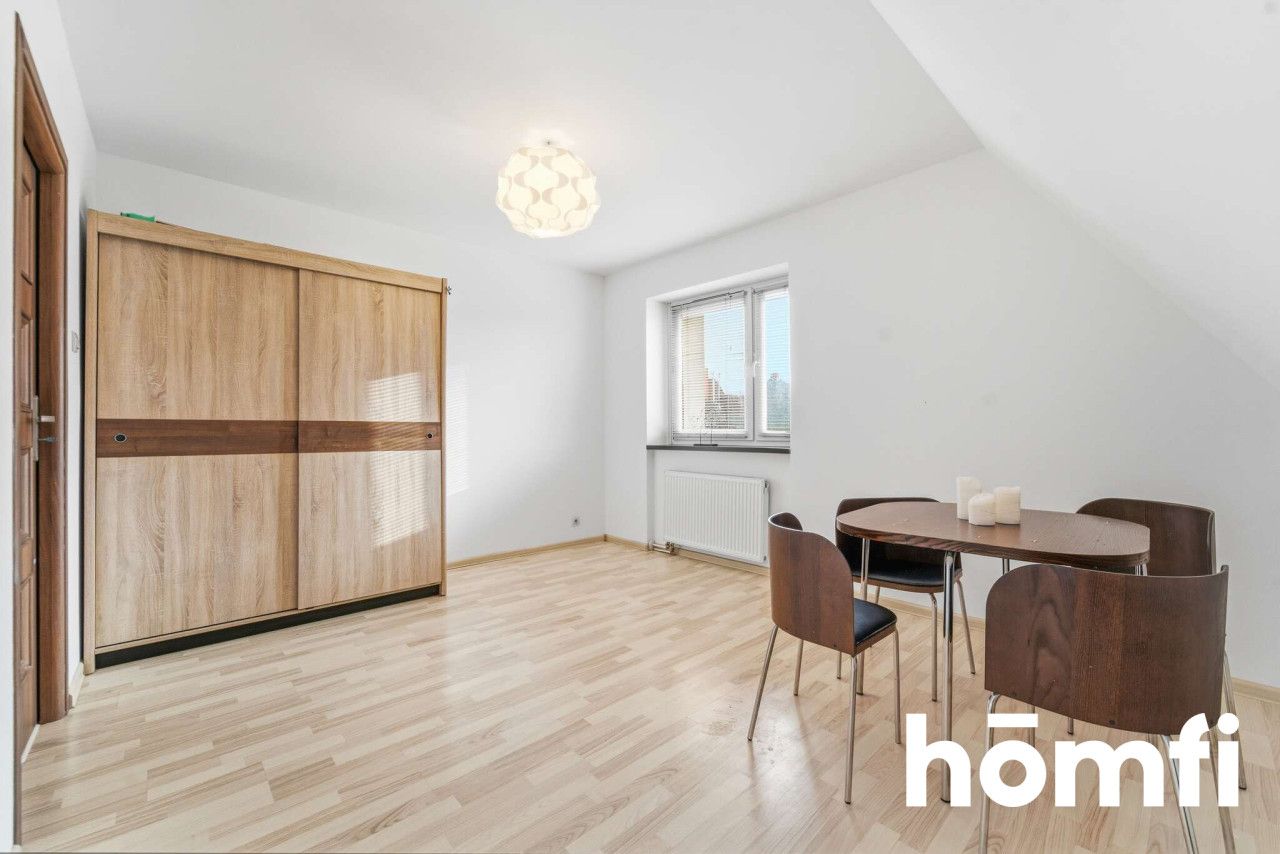 Quiet 30 m² Flat Near Silesia City Center - Apartment - Rent - Katowice, Dąb