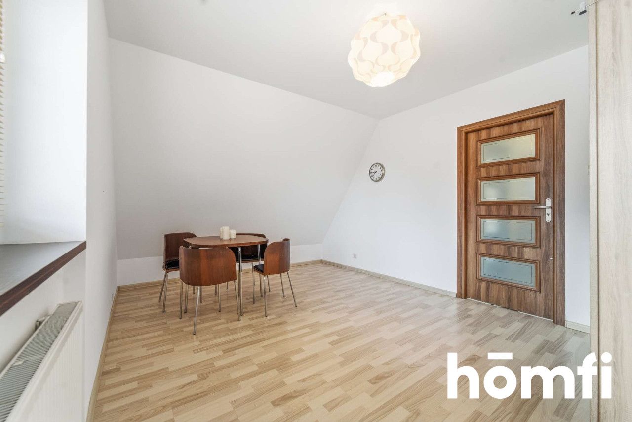 Quiet 30 m² Flat Near Silesia City Center - Apartment - Rent - Katowice, Dąb