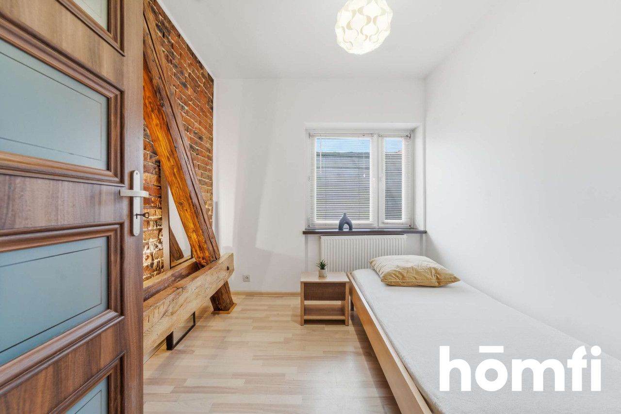 Quiet 30 m² Flat Near Silesia City Center - Apartment - Rent - Katowice, Dąb