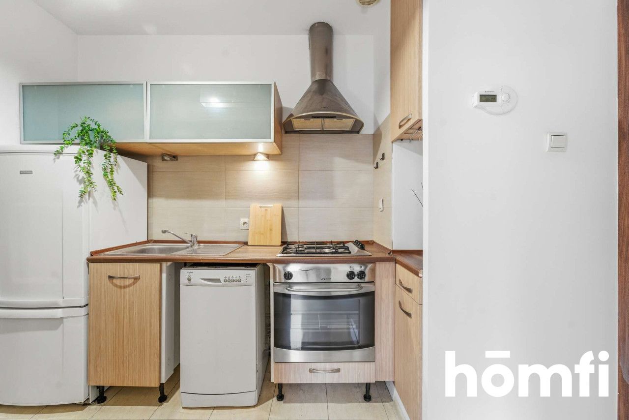 Quiet 30 m² Flat Near Silesia City Center - Apartment - Rent - Katowice, Dąb