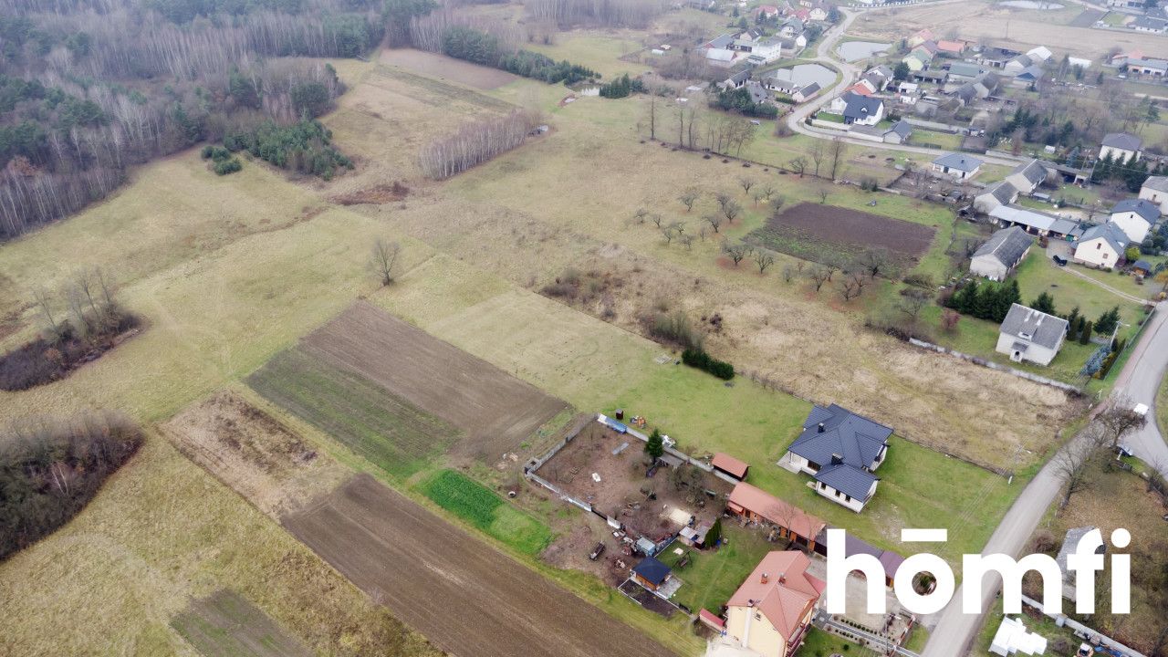 PIĘKNY PRZESTRONNY DOM Z BARDZO DUŻĄ DZIAŁKĄ - Dom - Sprzedaż - Kielecki, Morawica / Chmielowice