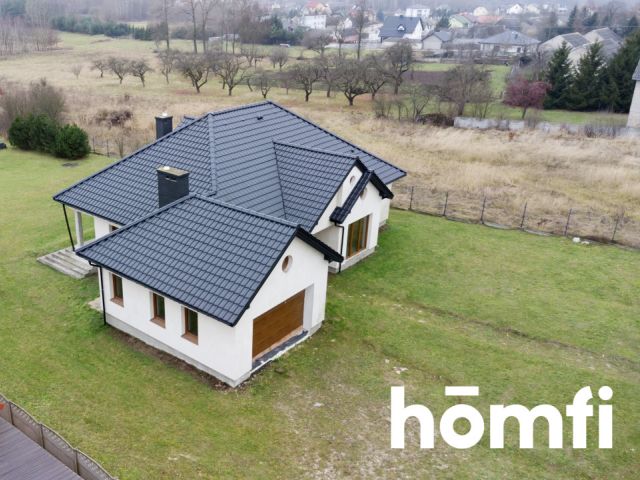 BEAUTIFUL SPACIOUS HOUSE WITH A VERY LARGE PLOT LOCATION - House - Sale - Kielecki, Morawica / Chmielowice
