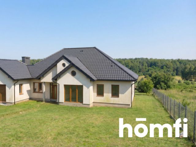 BEAUTIFUL SPACIOUS HOUSE WITH A VERY LARGE PLOT LOCATION - Дім - Продаж - Kielecki, Morawica / Chmielowice