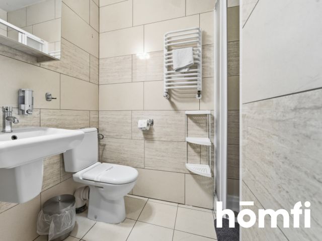 Atrakcyjny obiekt hotelowy - Lokal użytkowy - Sprzedaż - Dąbrowa Górnicza, Błędów