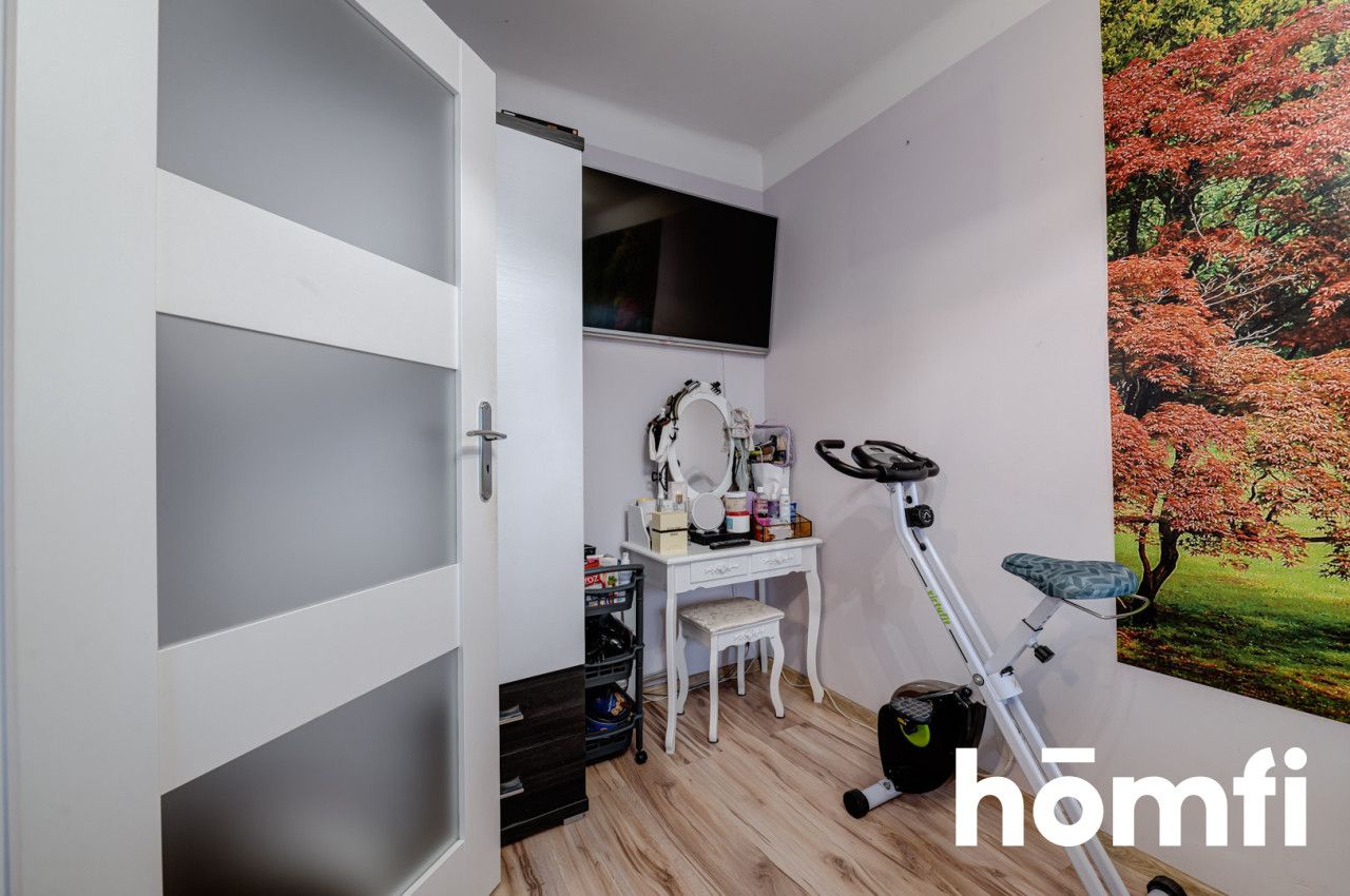 A well-kept and cozy threeroom apartment - Квартира - Продаж - Radom, Os. XV-lecia