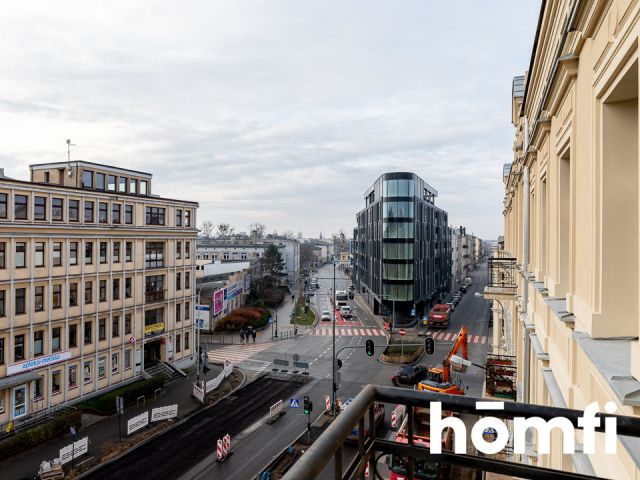 Stylish 117.8 m² Home with Original Stucco & Tiled Stove - Apartment - Sale - Łódź, Śródmieście