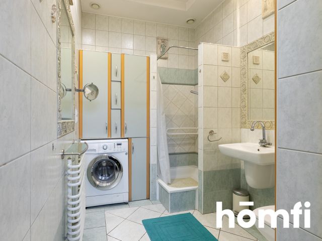 Stylish 117.8 m² Home with Original Stucco & Tiled Stove - Apartment - Sale - Łódź, Śródmieście