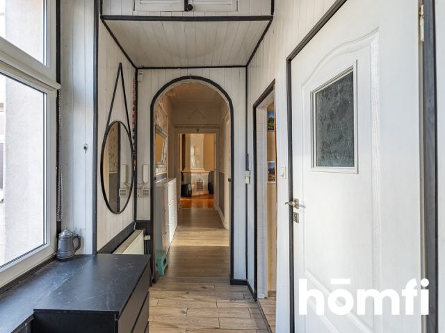 Stylish 117.8 m² Home with Original Stucco & Tiled Stove - Apartment - Sale - Łódź, Śródmieście