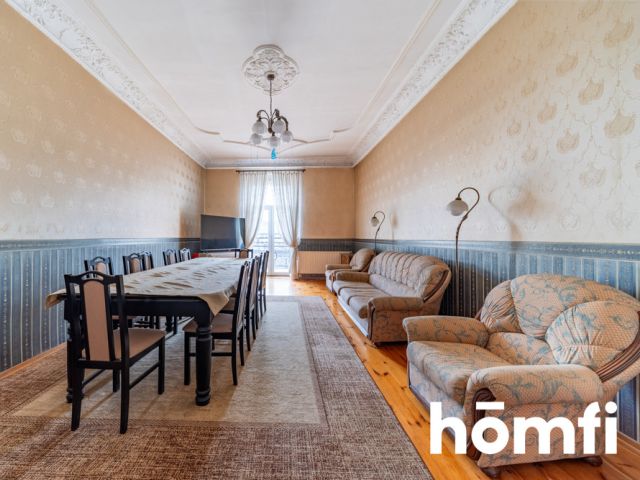 Stylish 117.8 m² Home with Original Stucco & Tiled Stove - Apartment - Sale - Łódź, Śródmieście