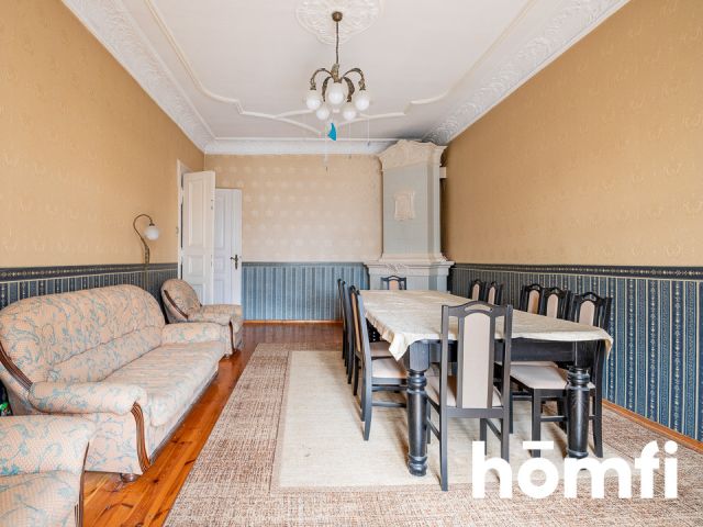 Stylish 117.8 m² Home with Original Stucco & Tiled Stove - Apartment - Sale - Łódź, Śródmieście