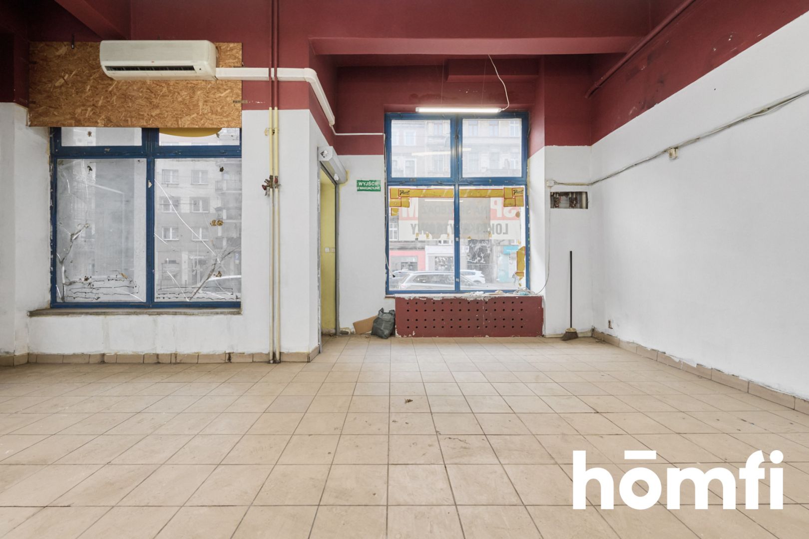 64 m2 premises with a display window, requiring renovation - Traugutta Street - Комерційне приміщення - Продаж - Wrocław, Krzyki