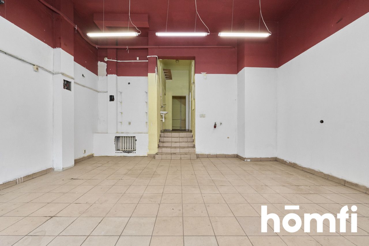 64 m2 premises with a display window, requiring renovation - Traugutta Street - Комерційне приміщення - Продаж - Wrocław, Krzyki